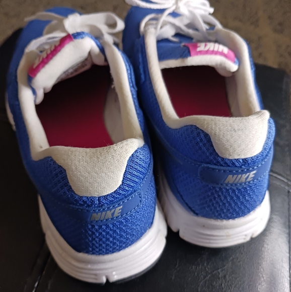 EUC Nike Revolution 2 Womens Running Shoes - Picture 4 of 6